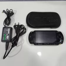 Psp 1000 Em Ótimo Estado Com Carregador Original Tela Sem Riscos