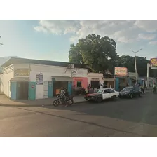 Terreno En Venta De Uso Comercial En La Av. Universidad Con Av. 190 De Naguanagua.