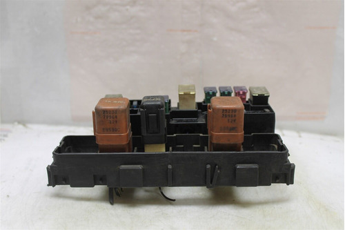 2003-2004 Nissan King Cab Pickup Fuse Box Relay Unit 715 Tty Foto 4