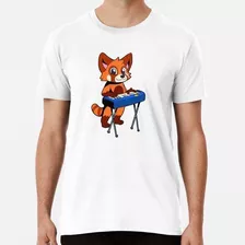 Remera Cartoon Red Panda Plays Keyboard Algodon Premium 