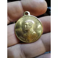 Medalla Vintage Jhon F. Kennedy Center Washington 1961 1963