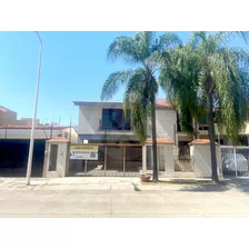 Casa En Venta En Fraccionamiento Bugambilias