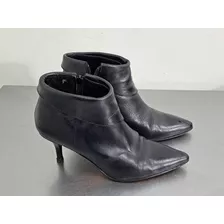 Zapato Negro - Taco - Talle 37