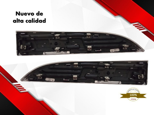 Par De Emblemas Laterales Ford Super Duty Lariat F-350 Foto 2