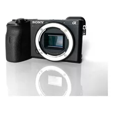 Sony Alpha 6600 + Lente Kit Sony E Mount 16-50mm Oss