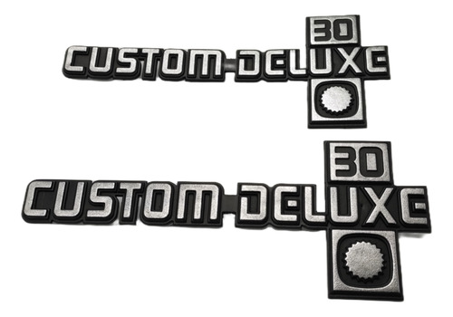Foto de Chevrolet Custom Deluxe C30 Emblemas