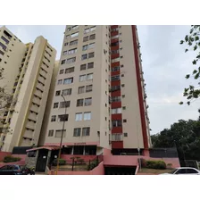 Venta De Apartamento En Las Chimeneas Res.alfa Centauro Rpv