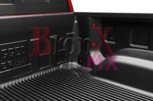 Bedliner Toyota Hilux 2021 Doble Cabina  Foto 3