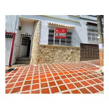 Casa En Venta Ideal Para Hostal, Airbnb, Restaurante, Consultorio, Hotel.