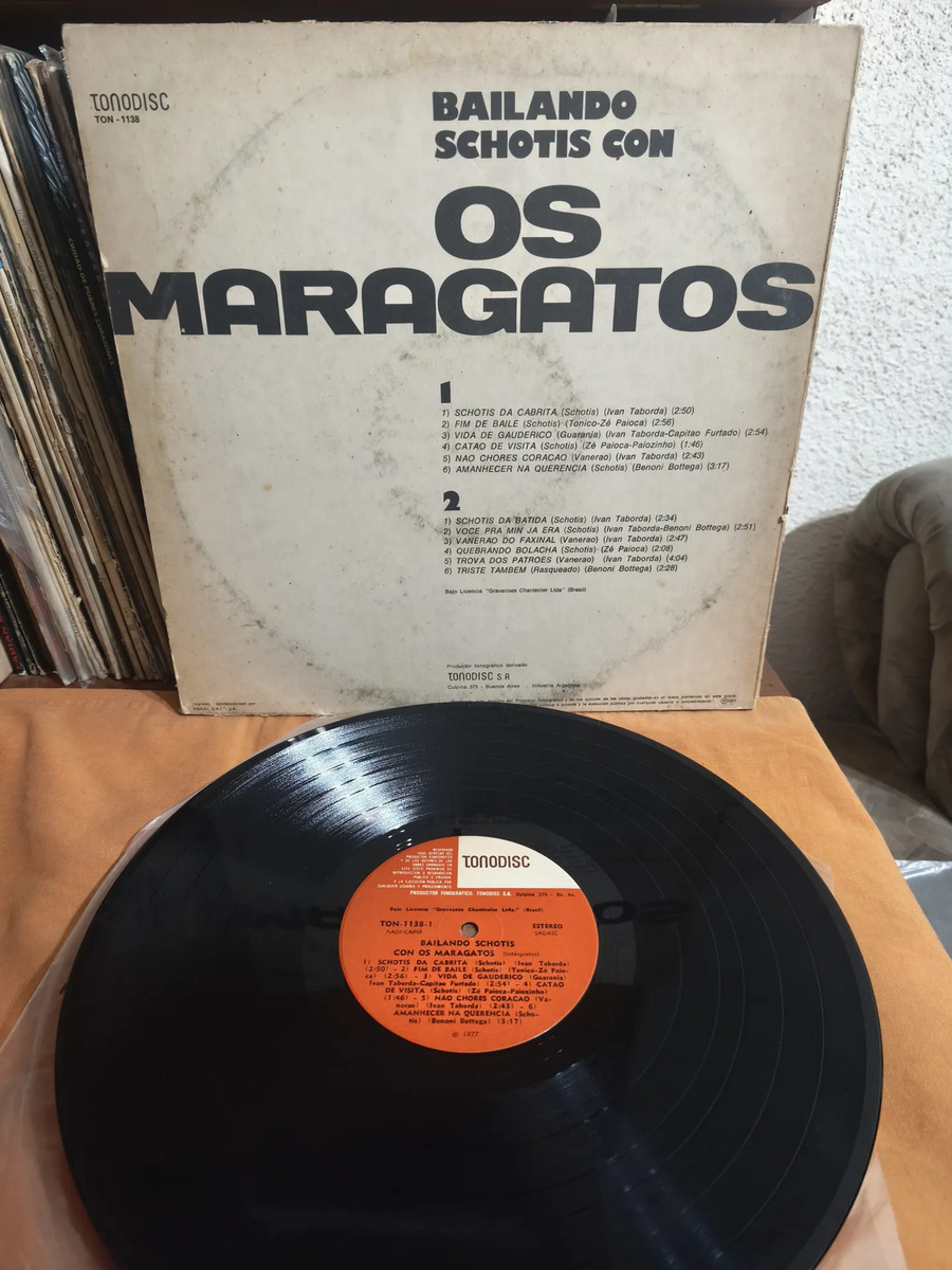 OS MARAGATOS - BAILANDO SCHOTIS CON OS MARAGATOS - vinilo 1977
