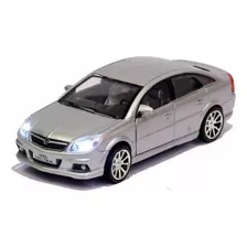 Miniatura Vectra Com Luz E Som Prata 1:32