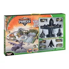 Daron Worldwide Trading Military Base Playset