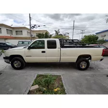 Chevrolet Silverado 2004 5.3 E Pickup Silverado 2500 At