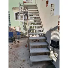 Degrau Escada Concreto Pré Moldada Caracol Reta L - Tucuruvi