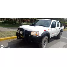 Vendo Camioneta Nissan Frontier 4x4 Año 2012