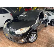 Fiesta Hatch 1.6 Flex 2014 Impecável !! 