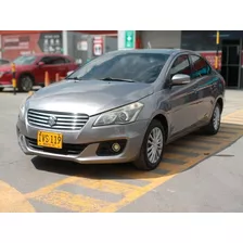 Suzuki Ciaz 2015 1.4 Full Equipo