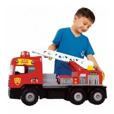 Caminhão Super Bombeiro Com Capacete Magic Toys Brinquedo
