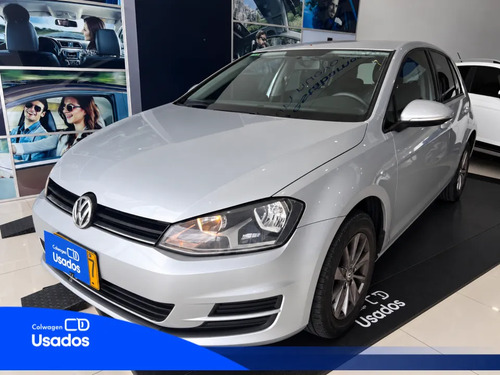 VOLKSWAGEN GOLF 1.6 TRENDLINE