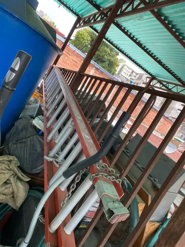 Primera imagen para búsqueda de escaleras usadas