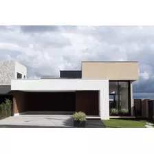 Casa Térrea À Venda Com 201 M², 3 Suítes, Piscina, Automação Completa, Energia Solar, Acabamentos De Altíssimo Padrão.