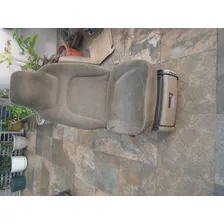 Vendo Asiento Delantero Derecho De Chryler Caravan Año 1998