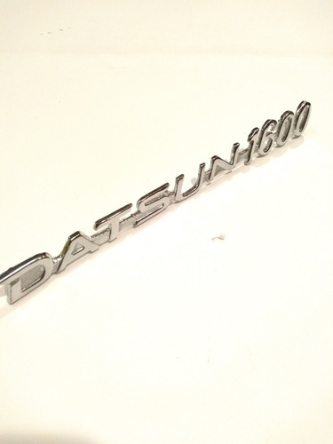 Emblema Datsun 1600 Nissan Foto 4