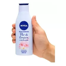 Loção Hidratante Corporal Nivea Óleos Essenciais - 200ml