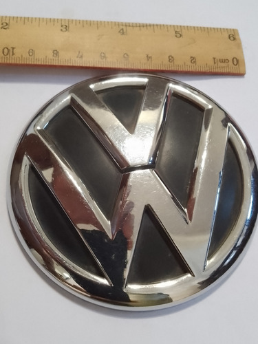 Emblema Vw Volkswagen Usado Original 5c6853630 Foto 2