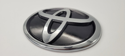 Toyota Land Cruiser Prado Txl Emblema Trasero Negro Foto 4
