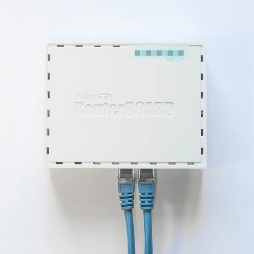 Roteador Mikrotik Hex Rb750gr3 Branco Firewall Sistema Routeros Segurança De Rede Gigabit Ethernet