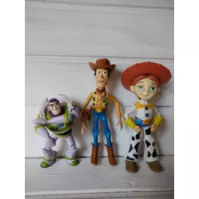  3 Bonecos Toy Store Buzz, Jessie E Woody + Brinde C. Batata