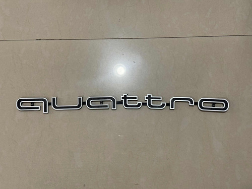 Emblema Quattro Audi Para Parrilla A1 A3 S3  A4 Tt A5 A6 A7 Foto 5
