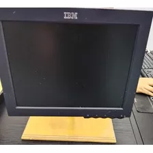 Monitor Ibm Ensamblado En Base De Madera