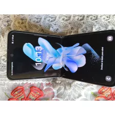 Teléfono Celular Samsung Galaxy Z Flip 4 Color Negro