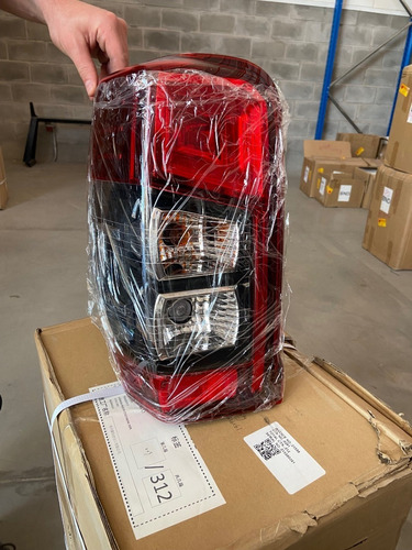 Foco Farol Trasero Mitsubishi L200 2019-2021 Foto 8