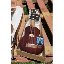 Ukelele Makala Soprano