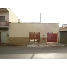 Casa Térrea Em Área Comercial