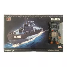 Barco U-05 Con Muñeco Articulado De Combate Militar