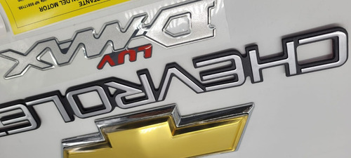 Chevrolet Luv Dmax Calcomanias Y Emblemas Foto 3