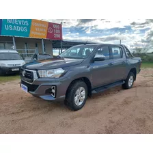 Toyota Hilux Sr 2.4tdi 4x2 Mt