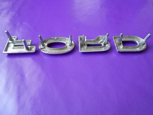 Emblema Ford 200 Letras De Cofre Clasico Foto 2