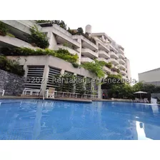 Apartamento En Alquiler En Urb. Altamira, Caracas. 24-23119 Yf