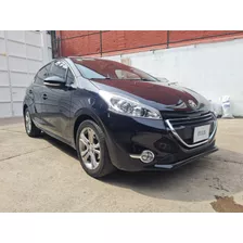 Peugeot 208 2016