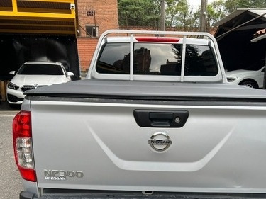 Nissan Frontier Np300 Emblemas  Foto 6