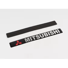 Emblema Montero Mitsubishi Plaquero Trasero Alumbra Placa