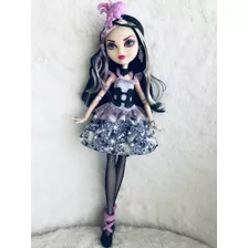 Ever After High Duchess Swan