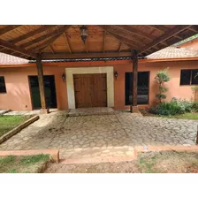 Te Vendo Hermosa Villa En Jarabacoa/republica Dominicana.