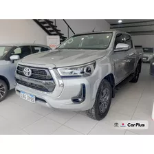 Toyota Hilux 2.8 Srv 4x4 2023 Gris Único Dueño - Ref: 3036