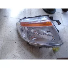 Vendo Lampara Delantera Derecha De Ford Ranger, Año 2014